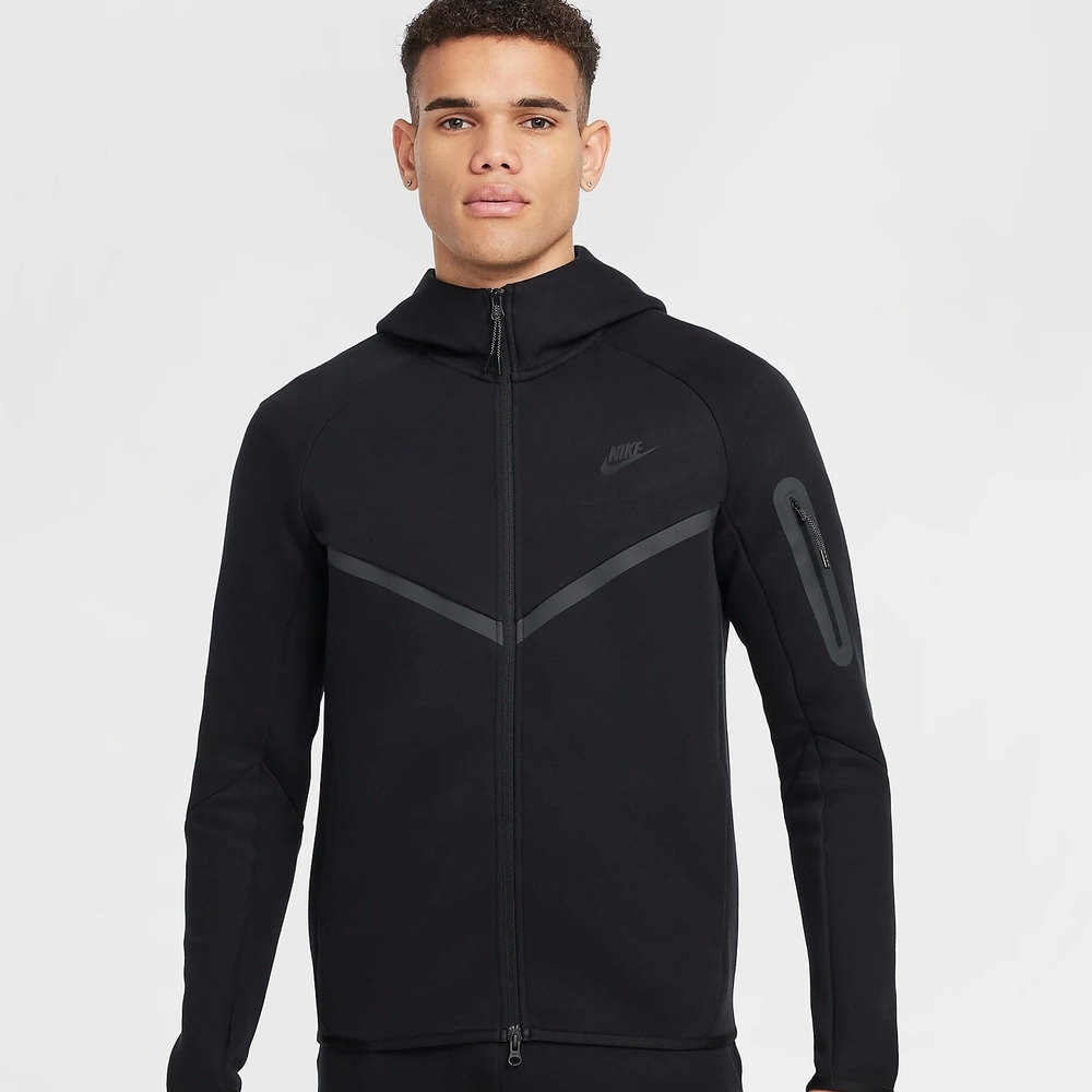Nike Men's Black Tech Sweatshirt